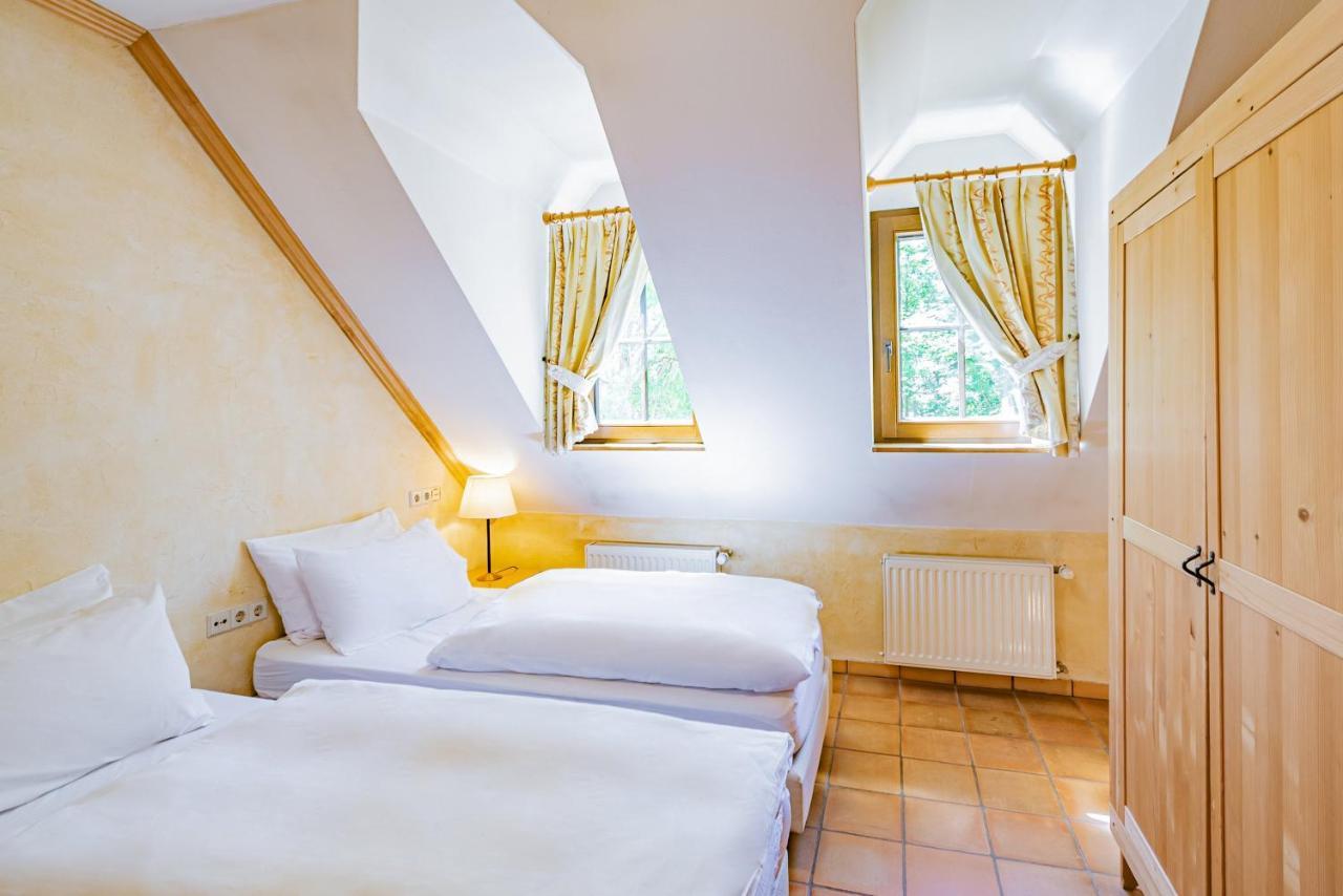 Aux Tanneries De Wiltz Hotel Exterior photo