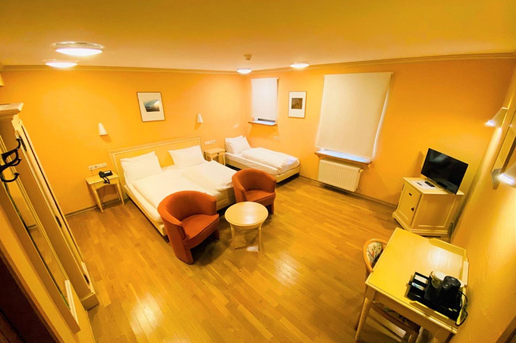 Aux Tanneries De Wiltz Hotel Room photo